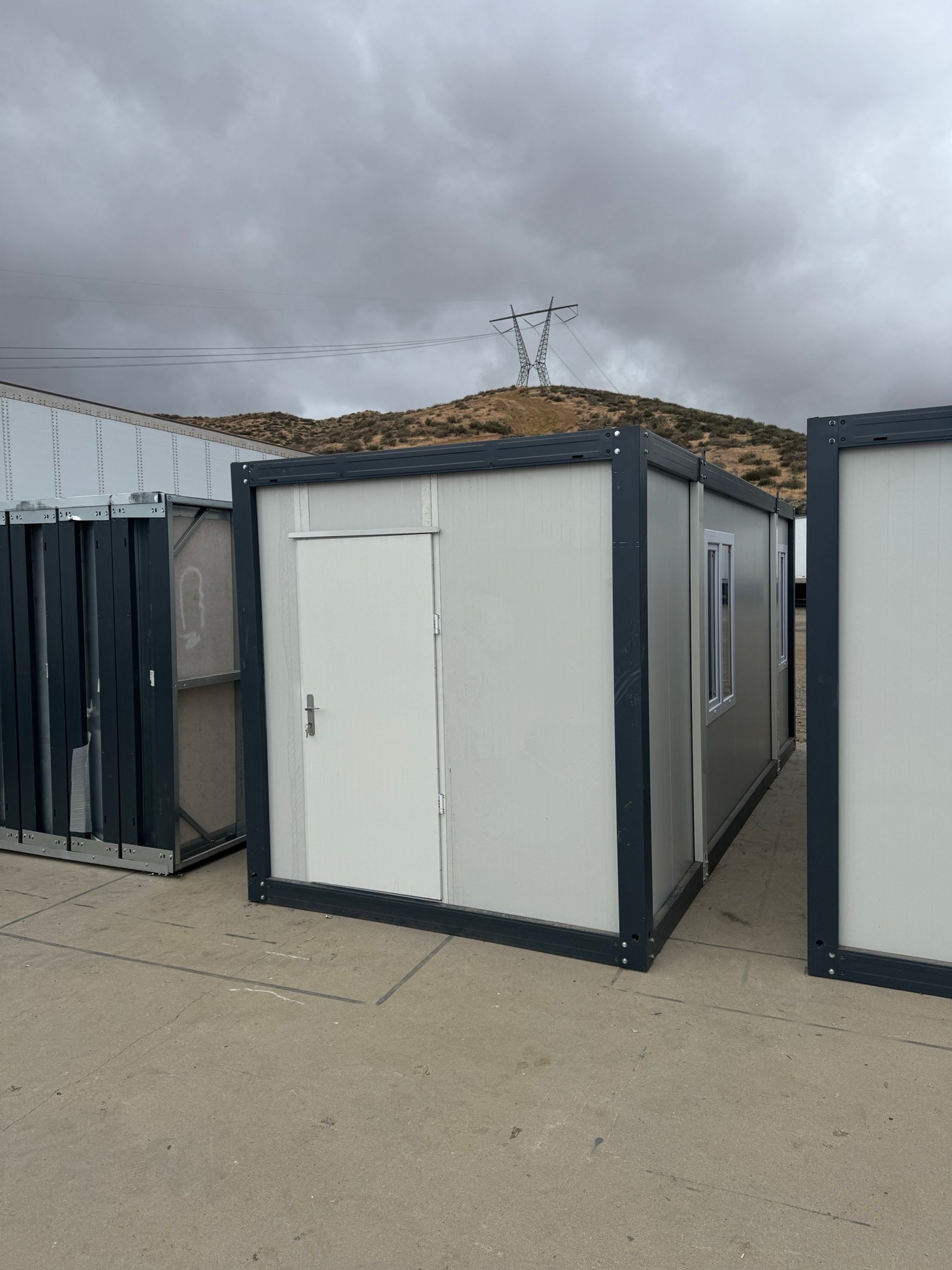 EROUnits office in the production yard